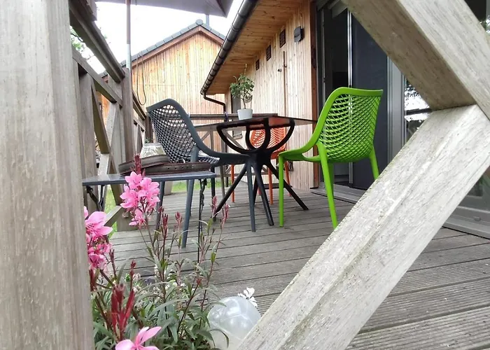 Au Bois D'ourthe Chalet